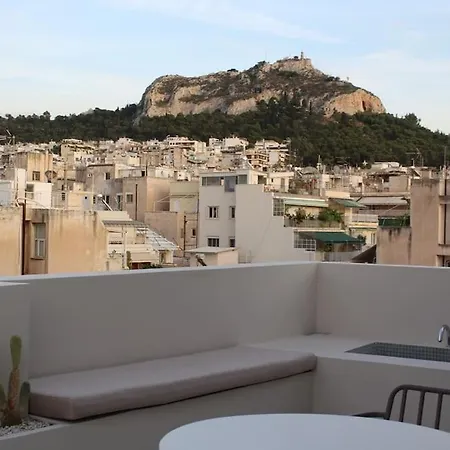 Penthouse With Private Rooftop And Hot Tub Athens Exterior photo