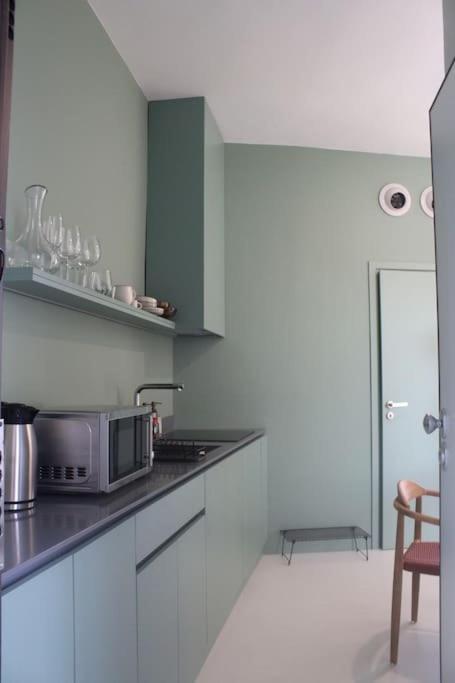 Penthouse With Private Rooftop And Hot Tub * Athens