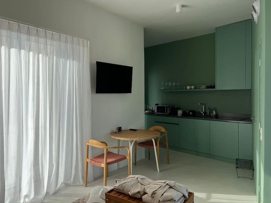 Penthouse With Private Rooftop And Hot Tub Διαμέρισμα *